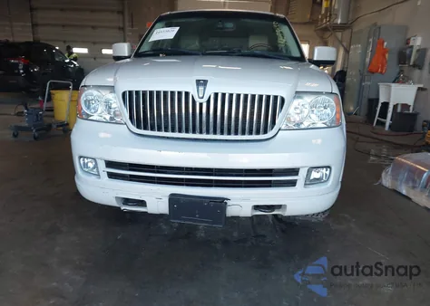 2006 Lincoln Navigator Luxury/Ultimate z USA, uszkodzony, nr VIN 5LMFU28546LJ17218